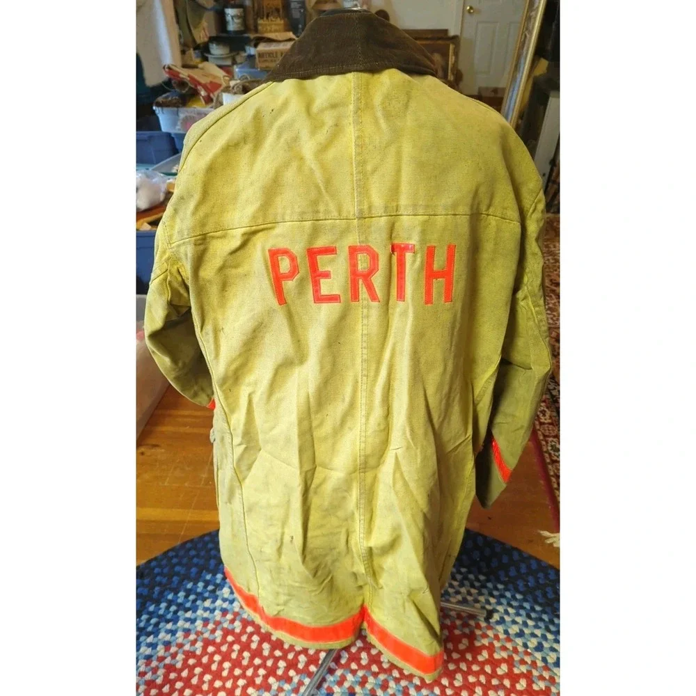Vintage Retired Firefighter Turnout JACKET FIRE COAT USED‎ *SHELL ONLY* 48x40